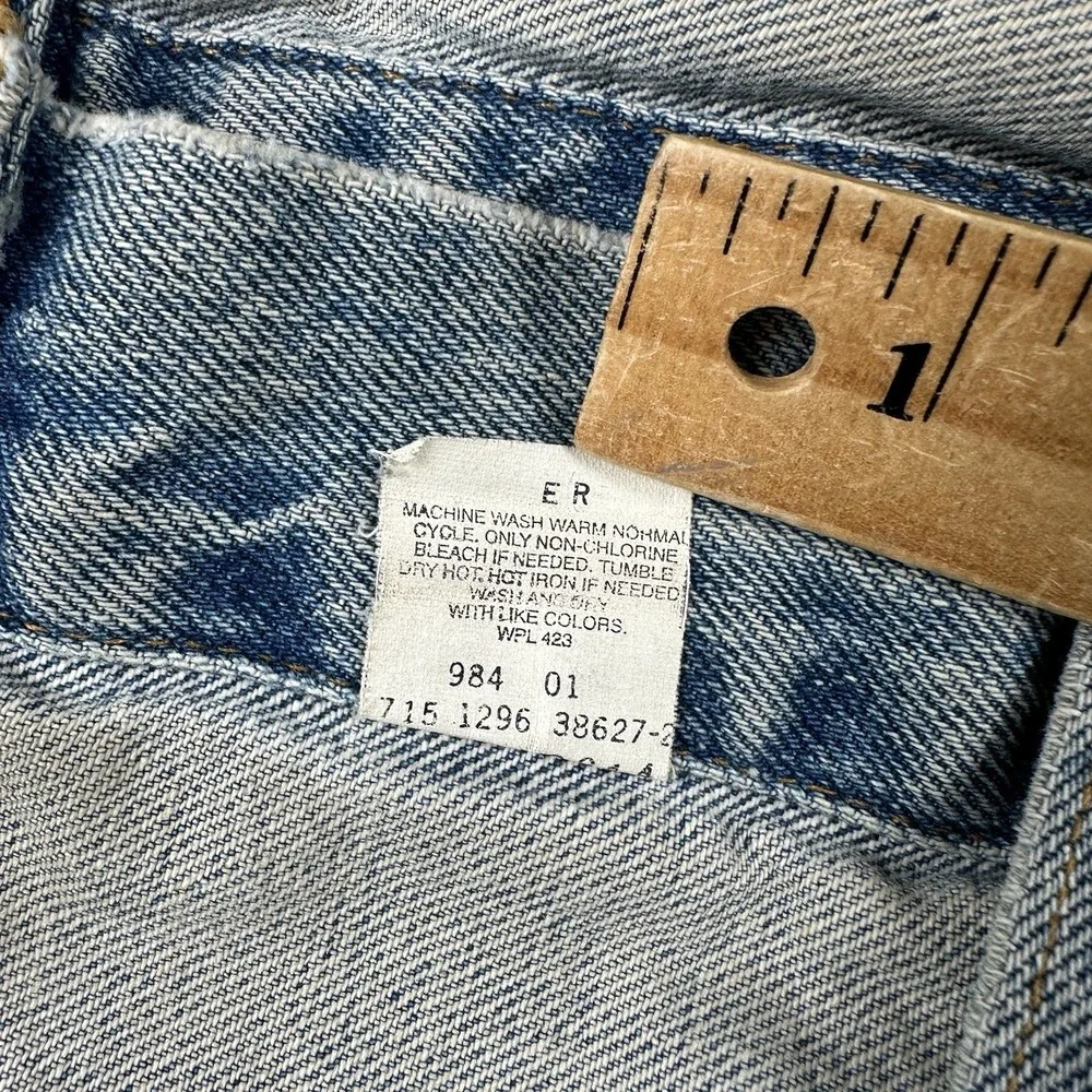 Levi's Denim Trucker Jacket Women's Large Blue 1984 Distressed Workwear 57510